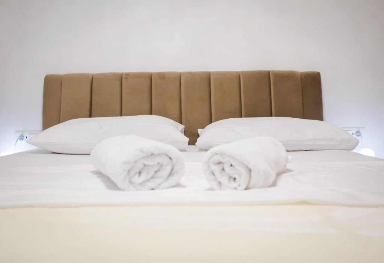 Lions Luxury Rooms Split Exterior foto